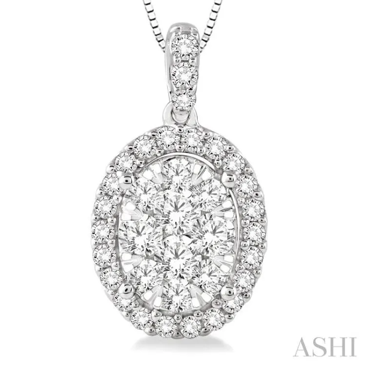 1 Ctw Oval Shape Diamond Lovebright Pendant in 14K White Gold with Chain