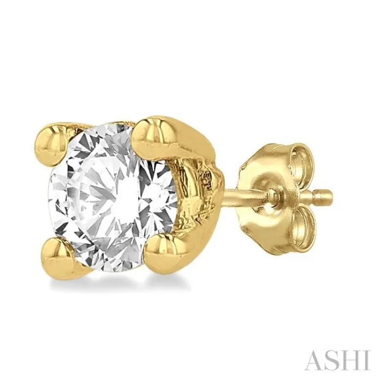 1/10 ctw Round Cut Diamond Stud Earring in 14K Yellow Gold