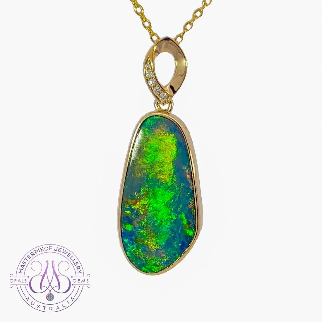 14kt Yellow Gold pendant Opal doublet 5.71ct with diamonds