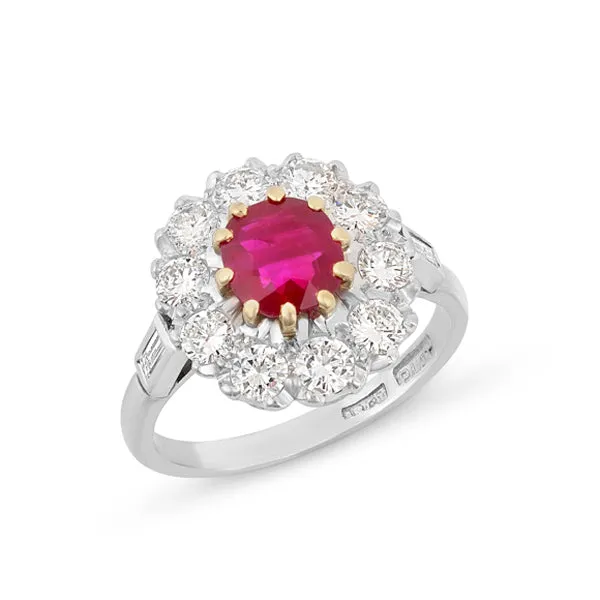 18ct Ruby & Diamond Ring