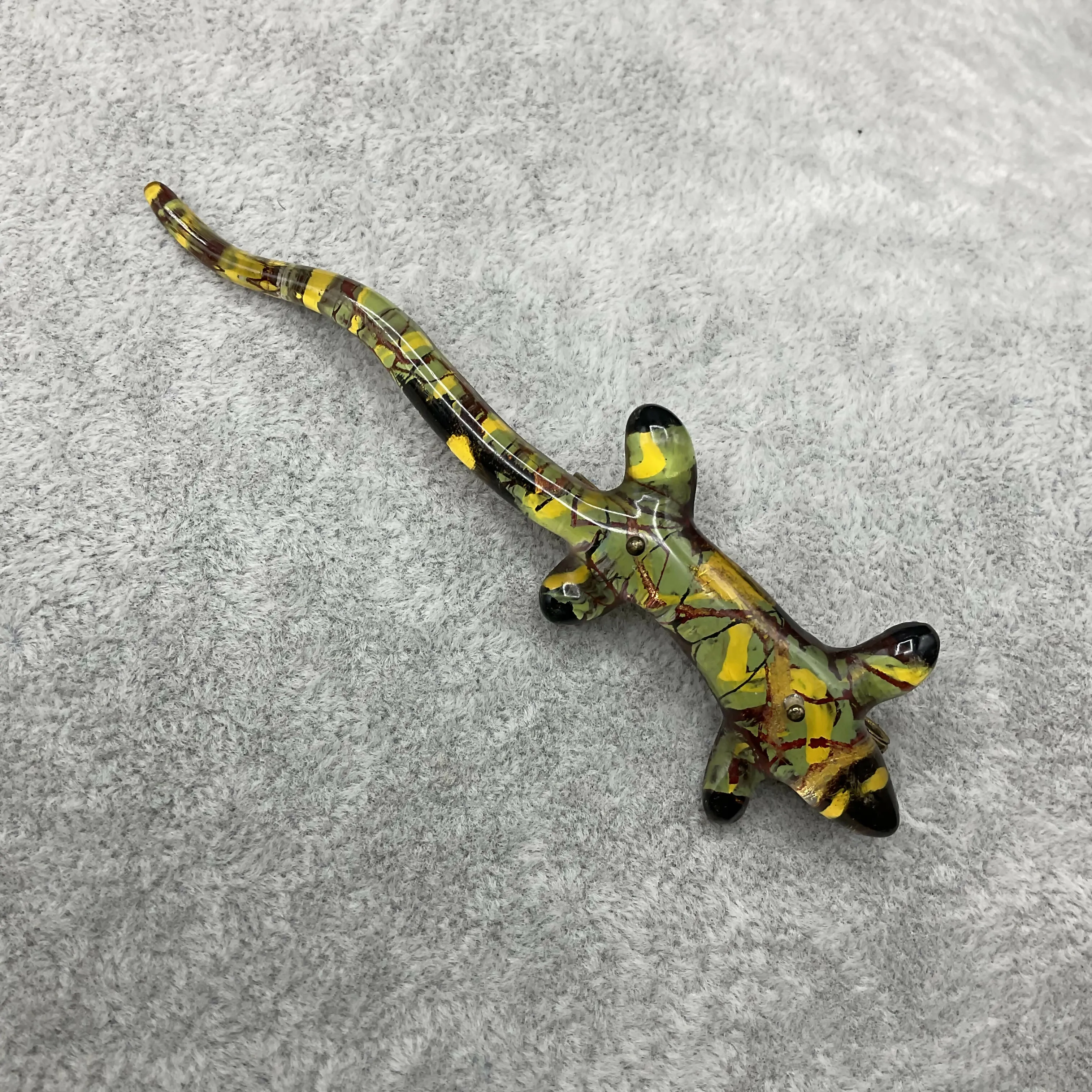 1950’s lucite lizard brooch