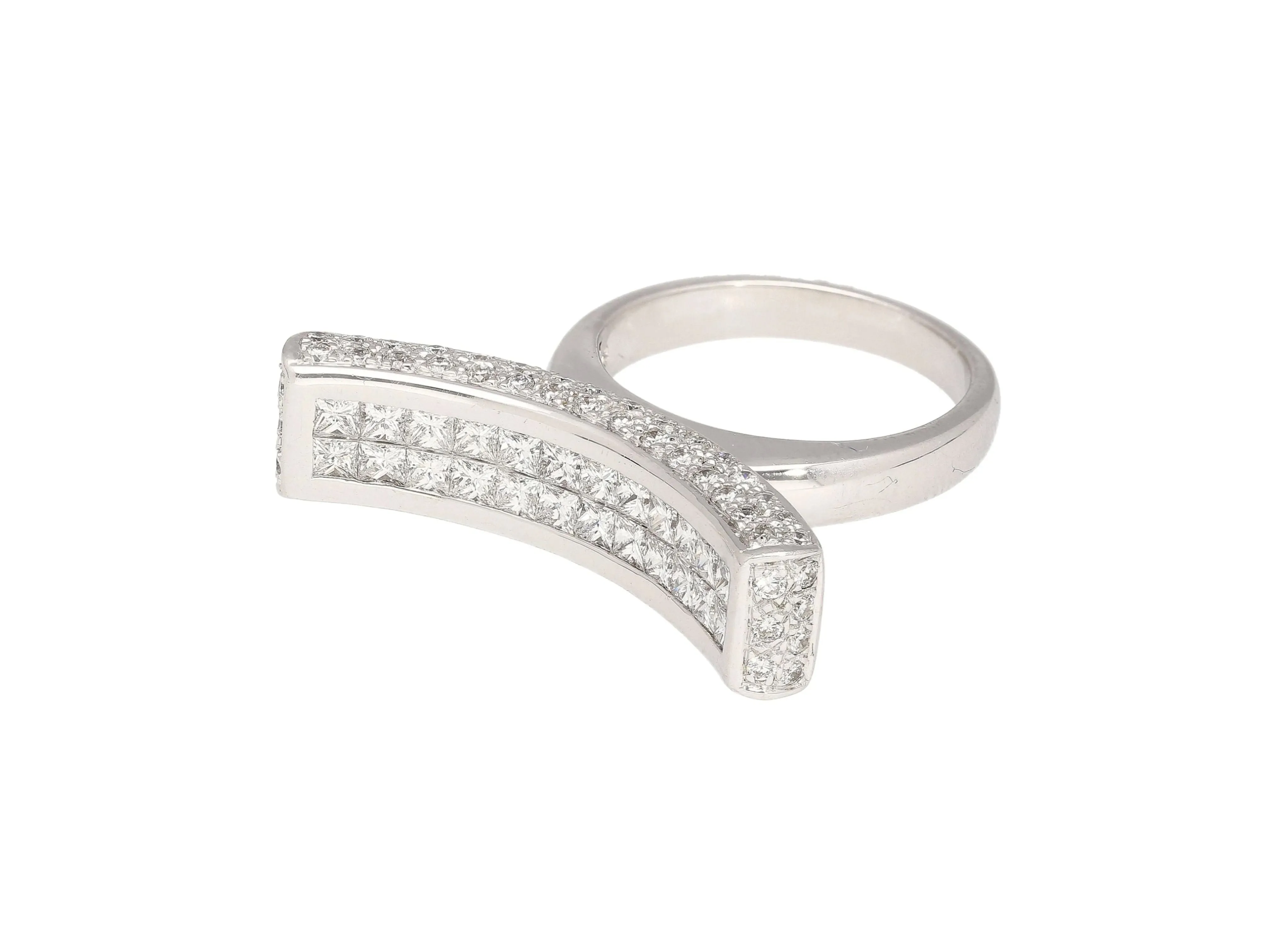 2 Carat Princess Cut Diamond Encrusted Curved Top Overlap Ring in 18K