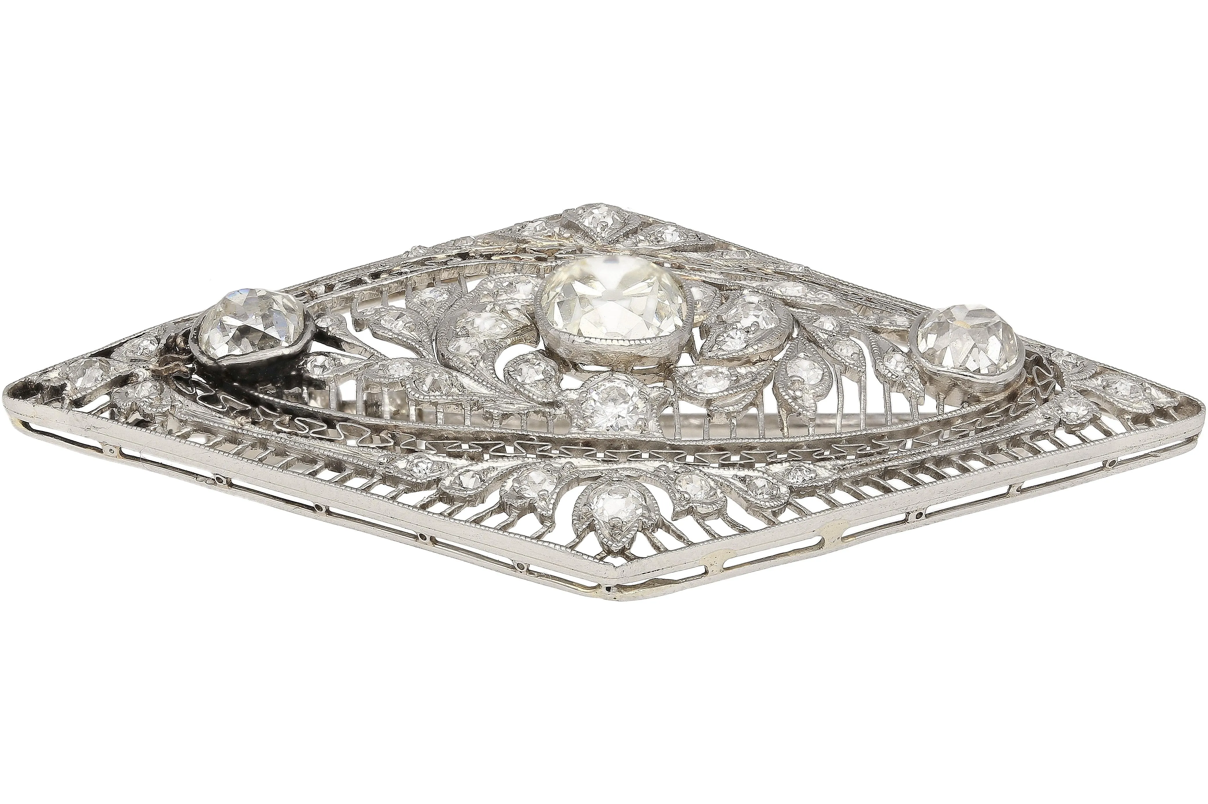 3.5 Carat Old European Cut Art Deco Diamond Brooch in Textured Filigree Platinum