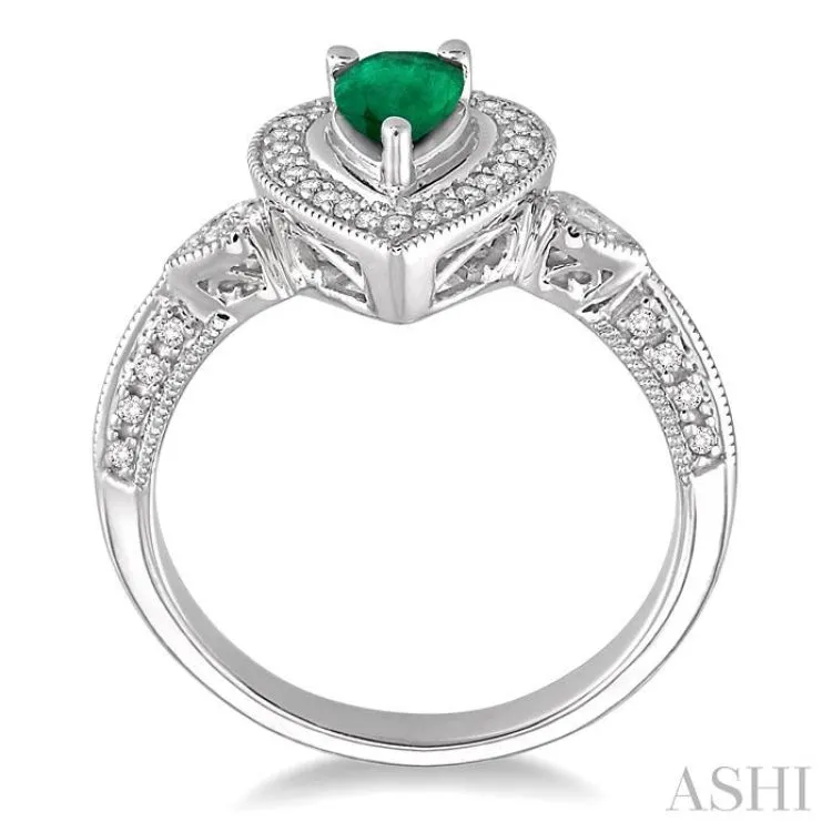 6x4mm Pear Shape Emerald and 1/6 Ctw Round Cut Diamond Ring in 14K White Gold