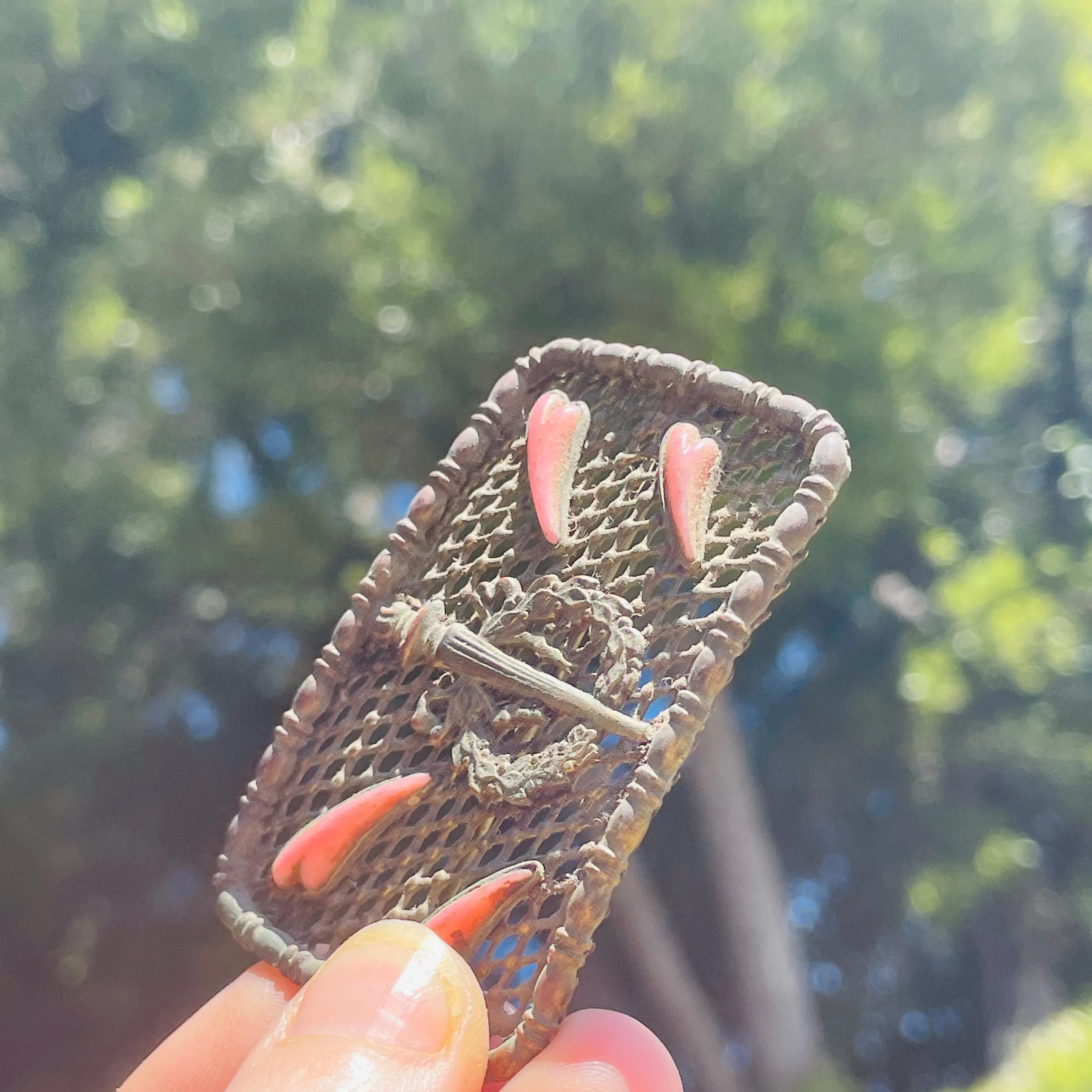 Antique Ornate Metal Pink Coral Tone Heart Wreath Large Brooch Pin