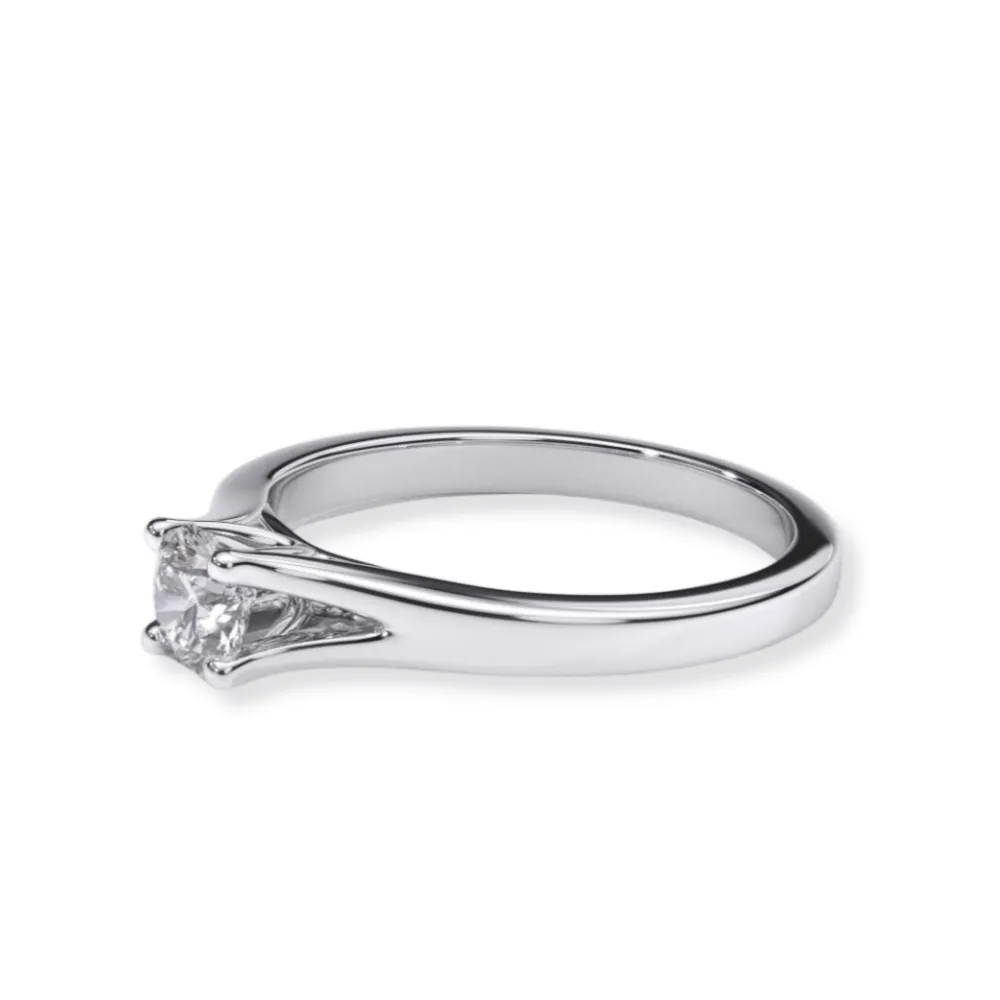 Classic Solitaire Diamond Engagement Ring with Elegant Tapered Band