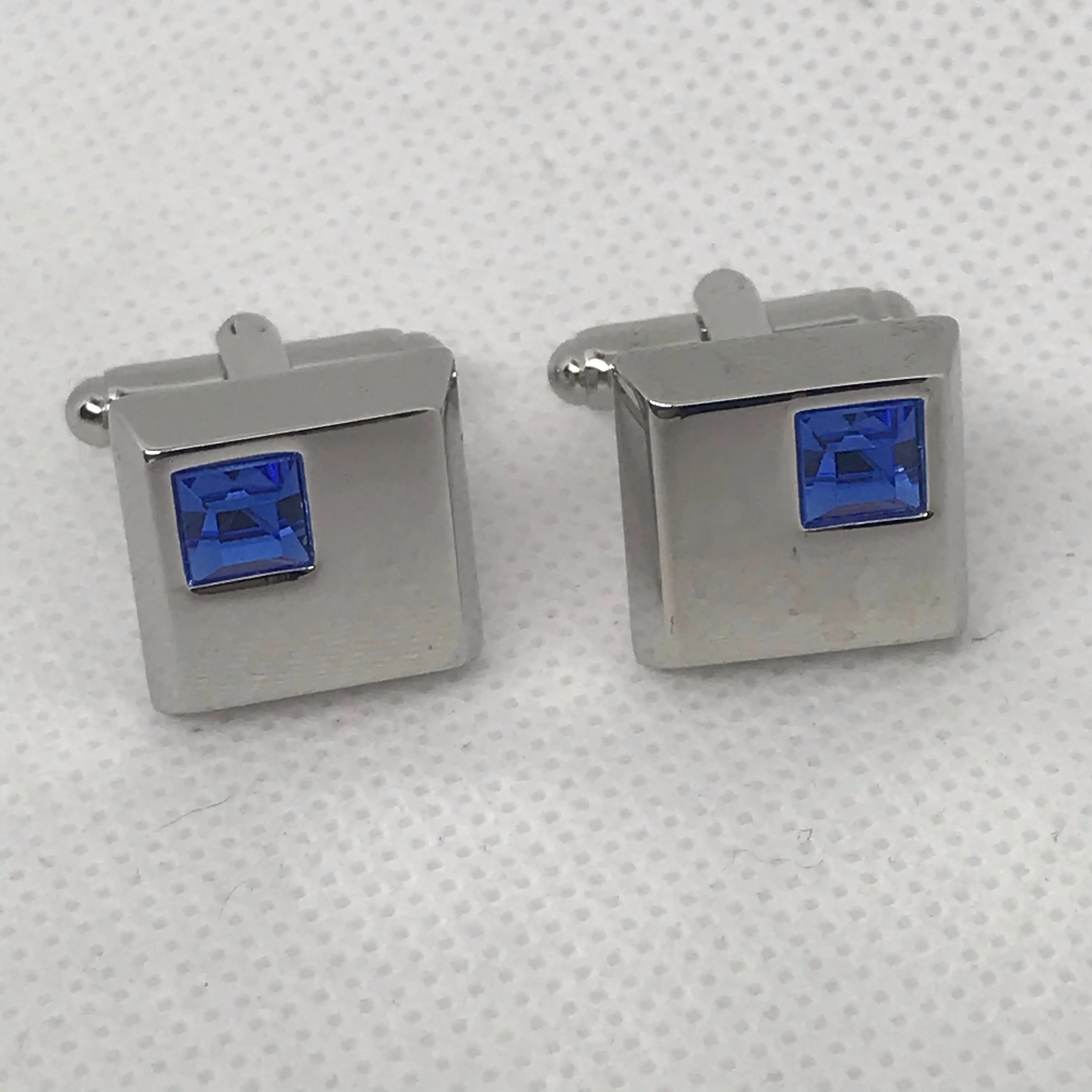 Cufflinks with Simulated Diamond