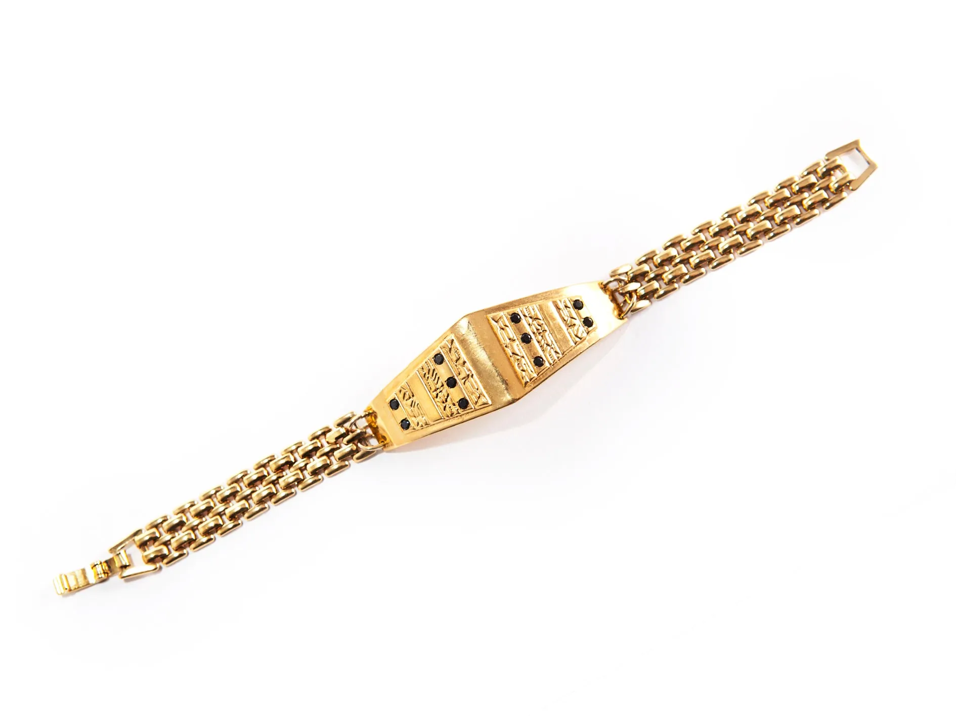 Link Bracelet with Diamond Shaped Pendant