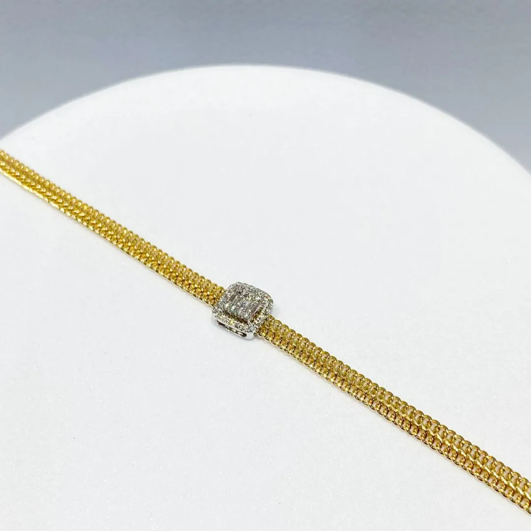 #LVNA2024 | Golden Unisex Cushion Diamond Bracelet 18kt