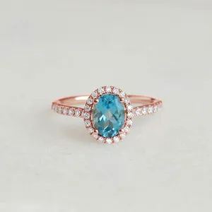 Oval Swiss Blue Topaz Halo Ring Rose Gold - Suna