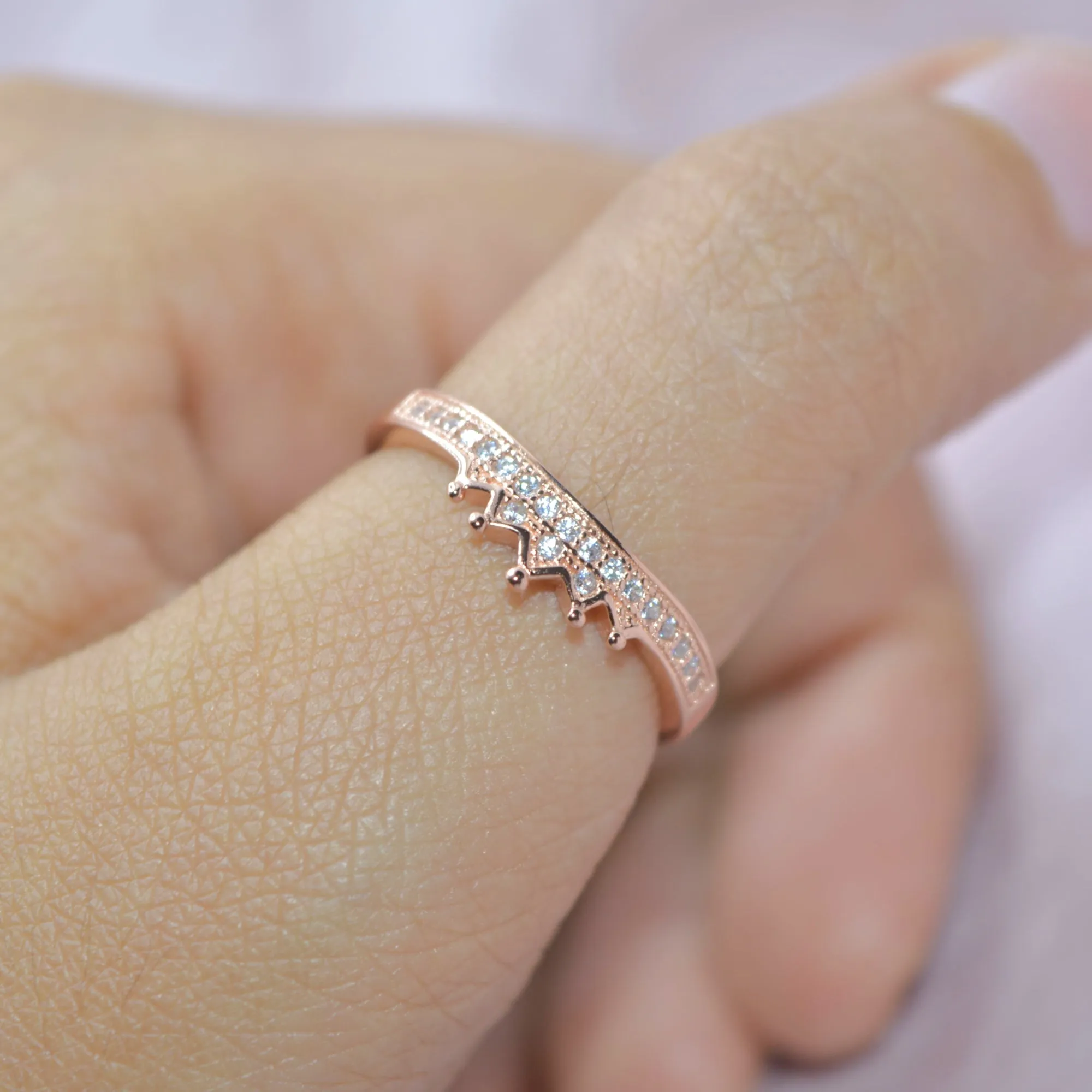 Sparkling Tiara Ring: 925 Silver